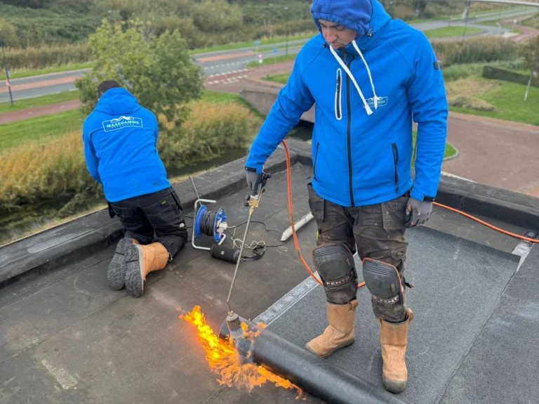 Dakisolatie - Dakdekker Specialist Lelystad
